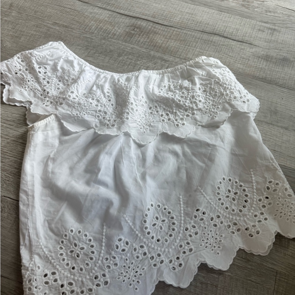 Abercrombie & Fitch White Ruffled Cap Sleeve Blouse